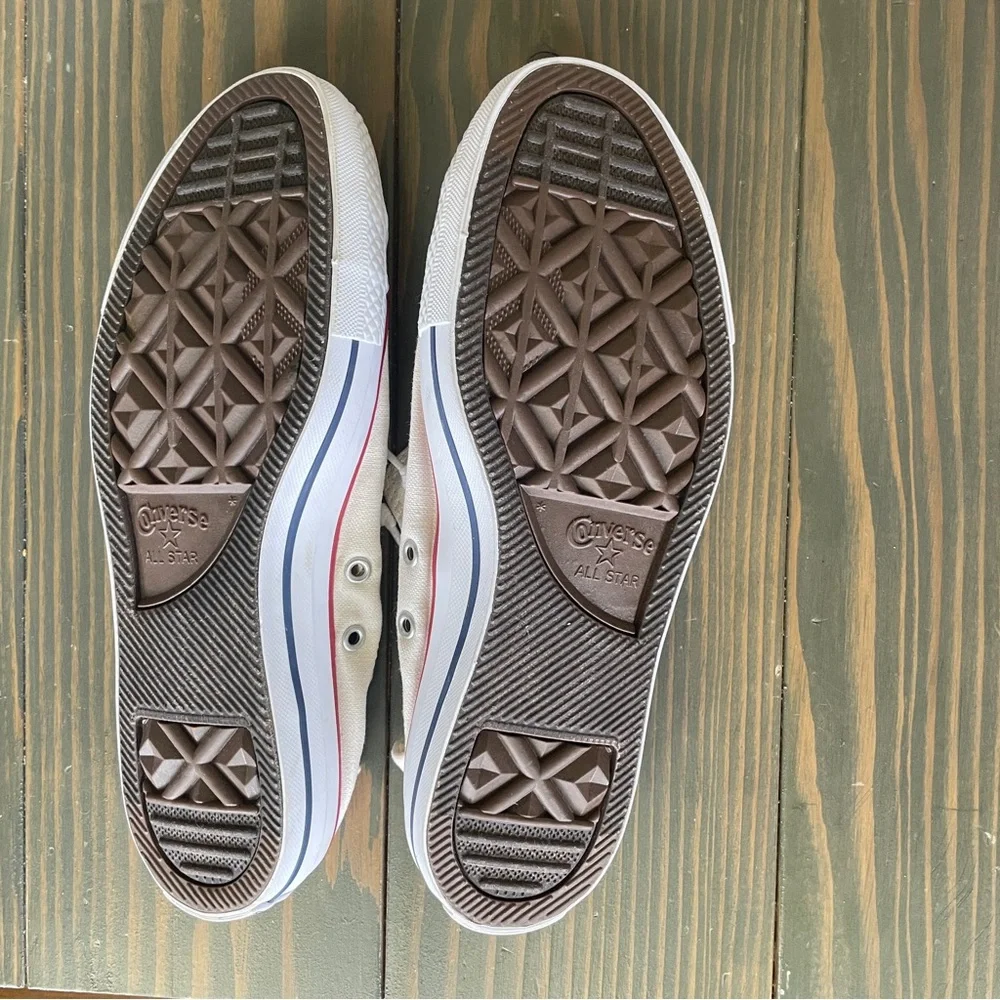 NWOT Converse White Low Top Slip On Sneakers - Picture 6 of 7